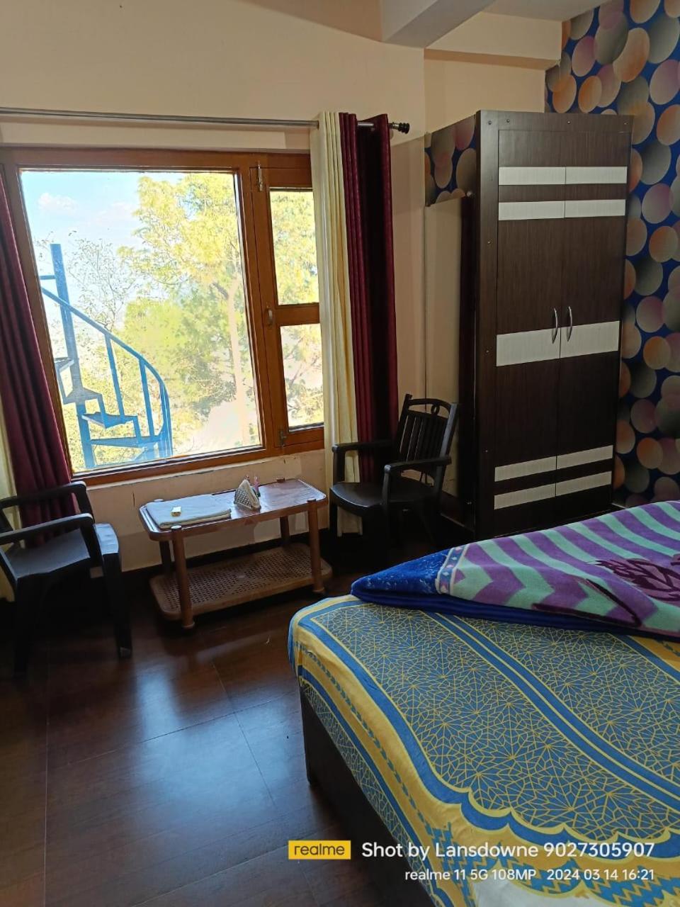 Joshi Homestay *