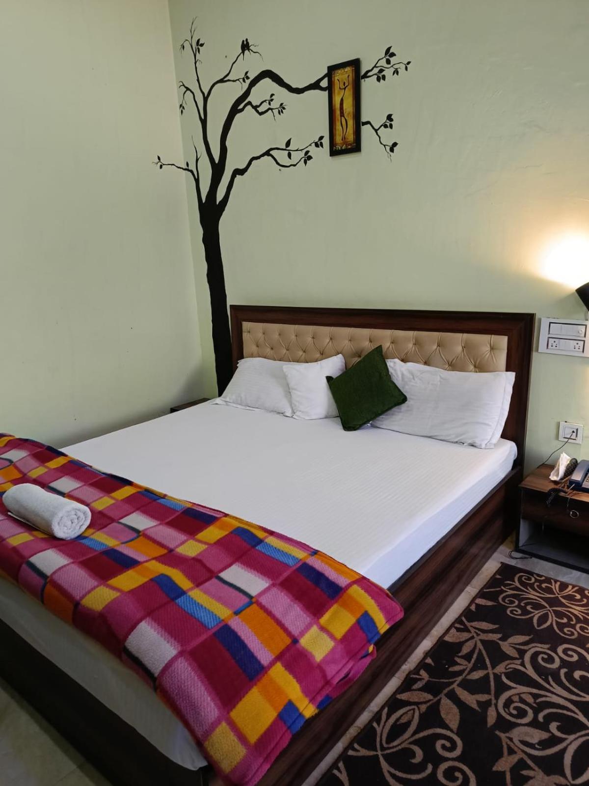 Joshi Homestay Lansdowne